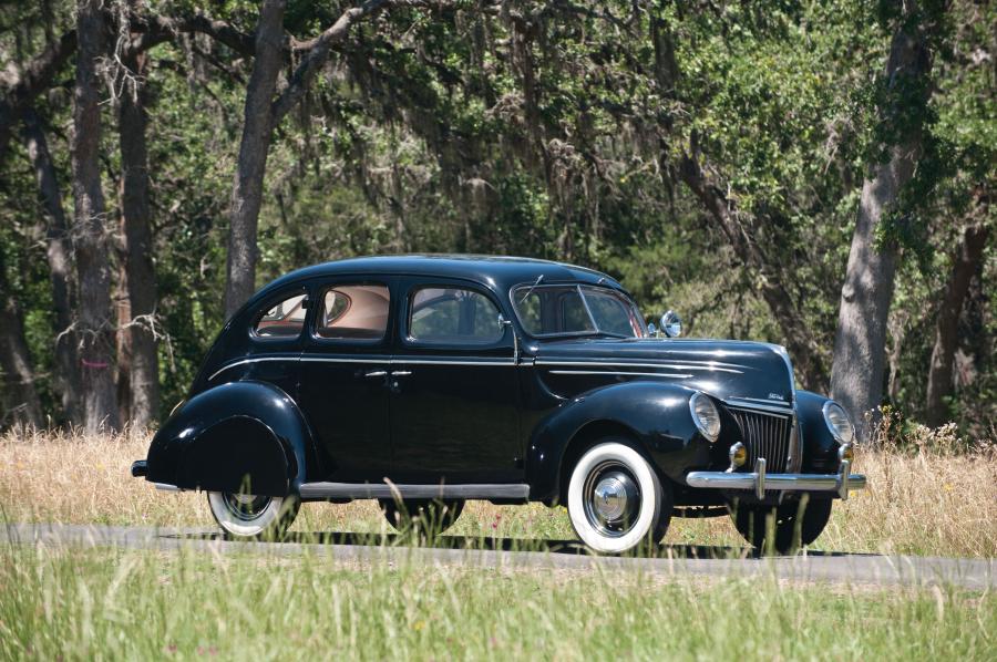  Ford DeLuxe Fordor Sedan 1939 года  (фото 21 из 21)